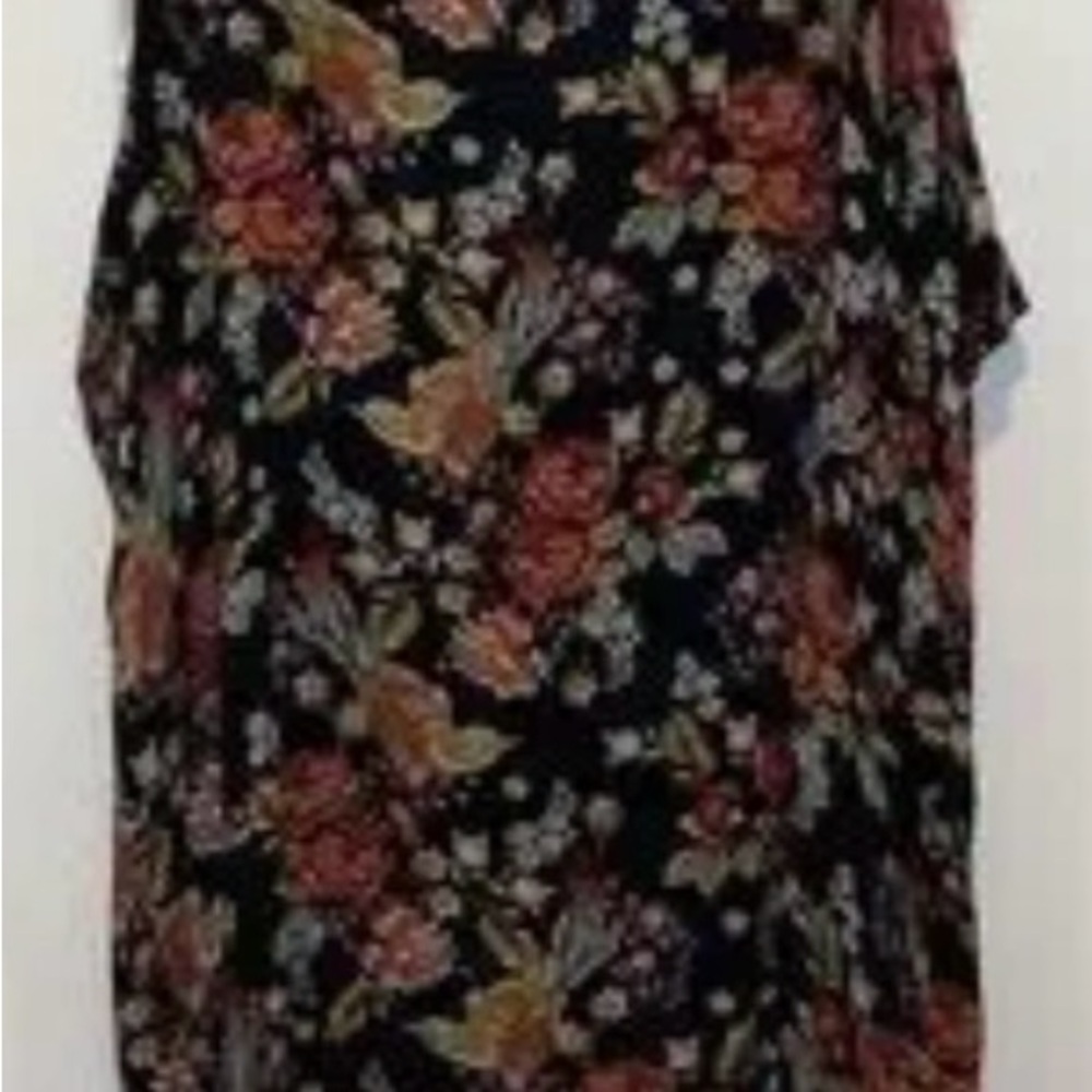 Xhilaration Floral Cardigan - Black and Red